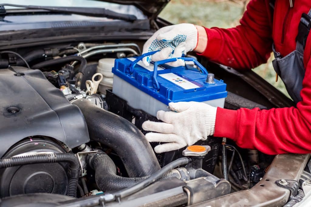 Mobile tyre change service in Dubai